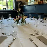 Ovre Sem Gard Hotel