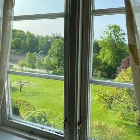 Ovre Sem Gard Hotel *