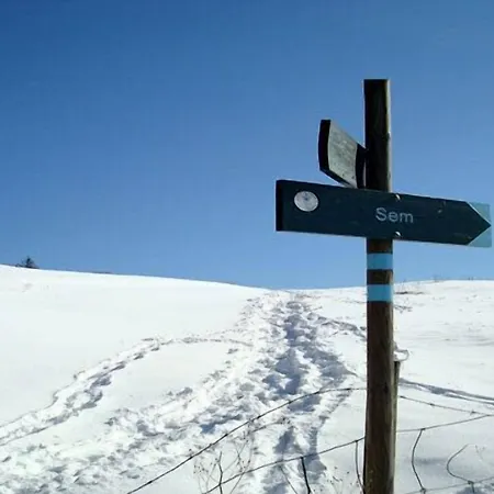 Ovre Sem Gard Asker